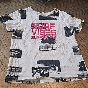 Surf Vibes t shirt size 7